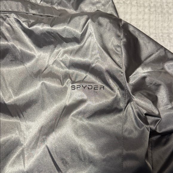 Spyder Girls Lola Insulated Ski or Snow Jacket Silver - Picture 11 of 13